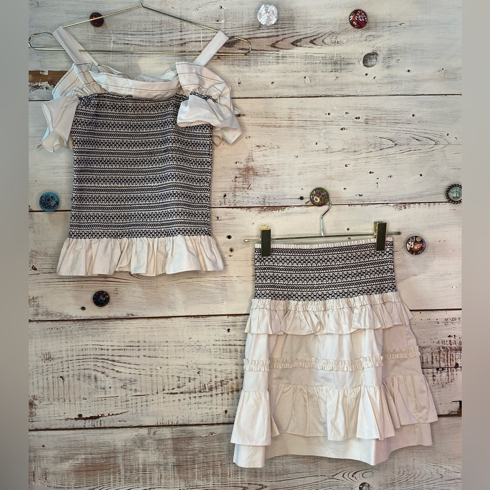 Christy Lynn Skirt Set, size small